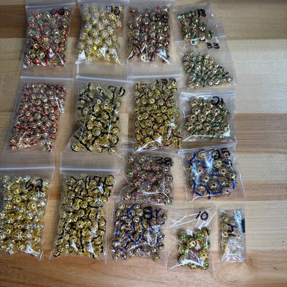 970 pcs, 6mm 8mm Gold Plated Filigree Rhinestone Crystal Beads, See Description - Picture 7 of 11